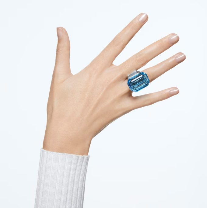 Lucent cocktail ring Octagon cut Blue